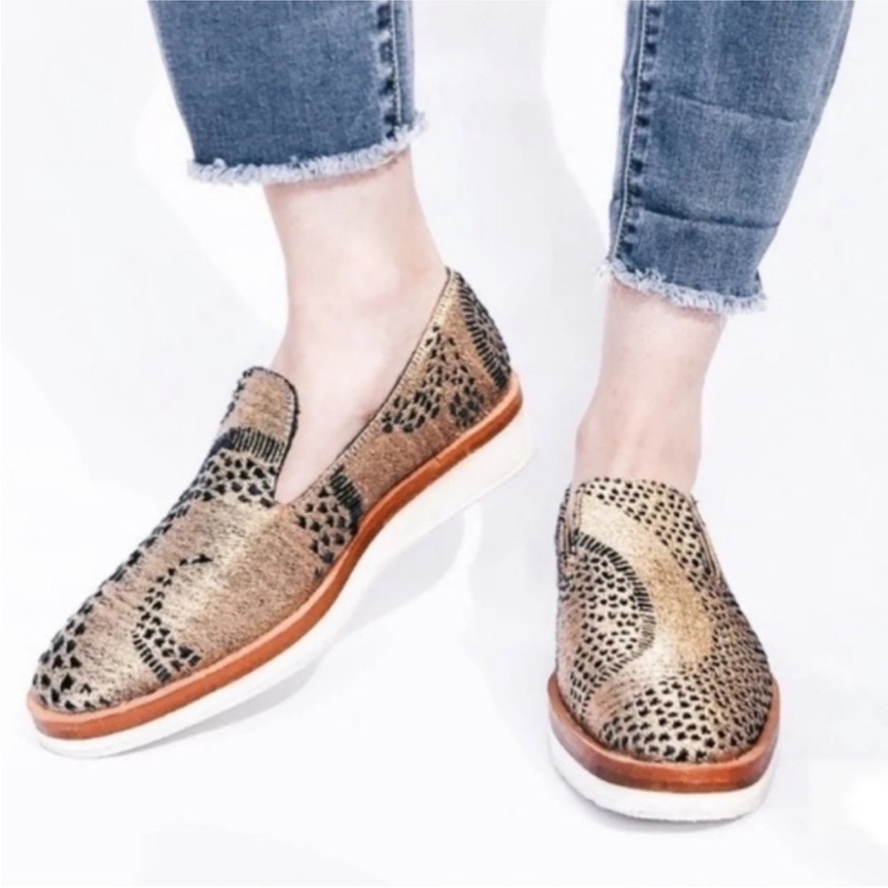 Free People Gold and Navy Metallic snake eye Loafers